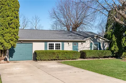 4112 Cheyenne Trl, Jamestown, OH 45335