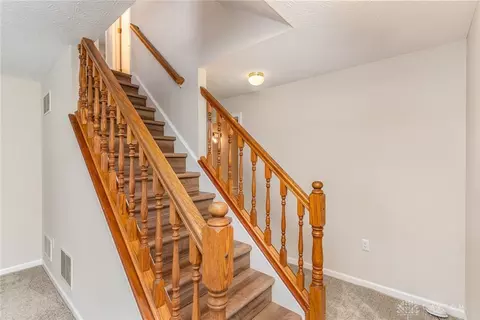 Entry Way - 1738 Yardley Cir, Dayton, OH 45459 photo 2 of 2