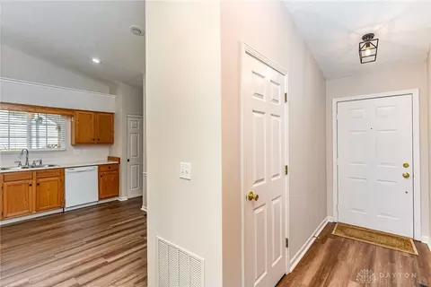 Entry Way - 1738 Yardley Cir, Dayton, OH 45459 photo 1 of 2