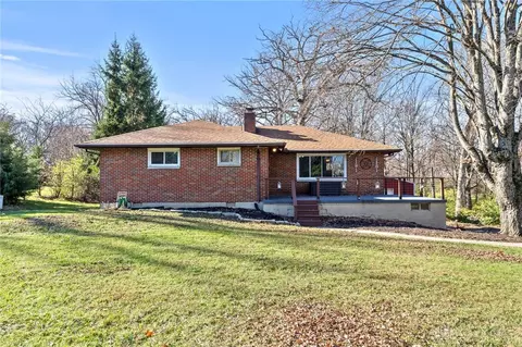 3790 Belvo Rd, Miamisburg, OH 45342