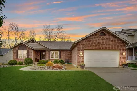 816 Riley Ln, Monroe, OH 45050
