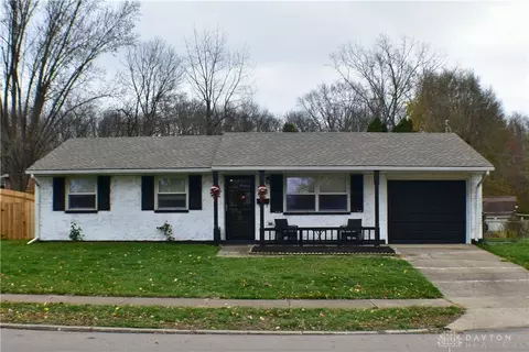 981 Stonyridge Ave, Troy, OH 45373