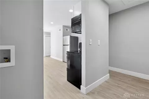 Entry Way - 2700 Bingham Ave, Kettering, OH 45420 photo 2 of 2