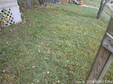 Exterior - 1811 Hillside Ave, Springfield, OH 45503 photo 2 of 15