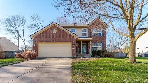 1688 Paradise Trl, Troy, OH 45373