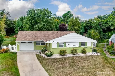 1006 Terrytown Ct, Springdale, OH 45246