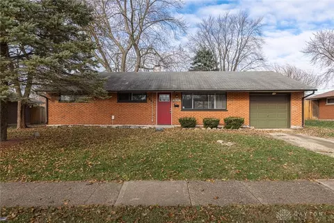 4581 Korner Dr, Huber Heights, OH 45424