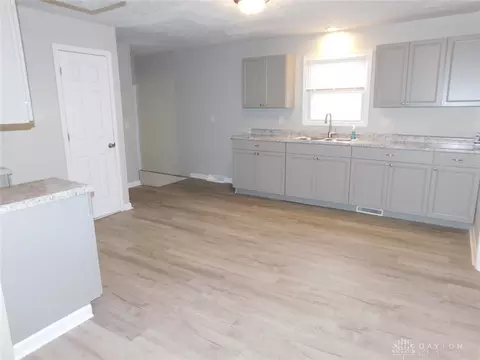 1729 W Mulberry St, Springfield, OH 45506 photo 5
