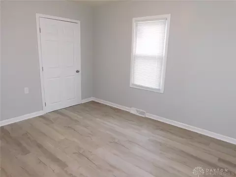 1729 W Mulberry St, Springfield, OH 45506 photo 9