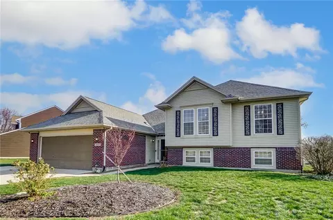 1048 Whitetail Dr, Fairborn, OH 45324