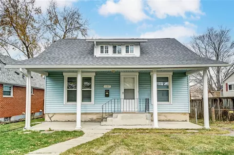 1137 Sharon Ave, Dayton, OH 45429