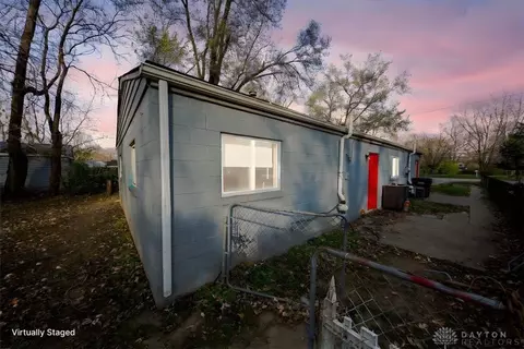 3116 Seneca St, Middletown, OH 45044