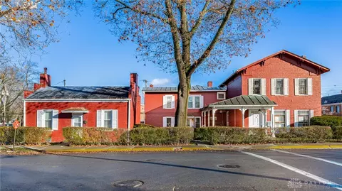 143 S Walnut St, Yellow Springs, OH 45387