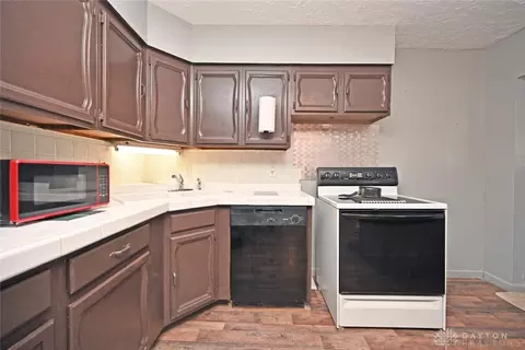 4871 Becker Dr, Dayton, OH 45417 photo 13