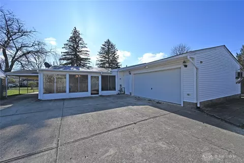 4871 Becker Dr, Dayton, OH 45417 photo 46