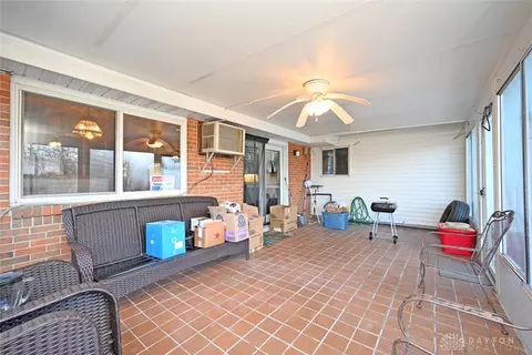 4871 Becker Dr, Dayton, OH 45417 photo 41