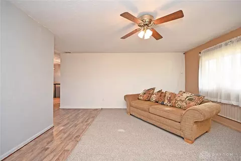 4871 Becker Dr, Dayton, OH 45417 photo 7