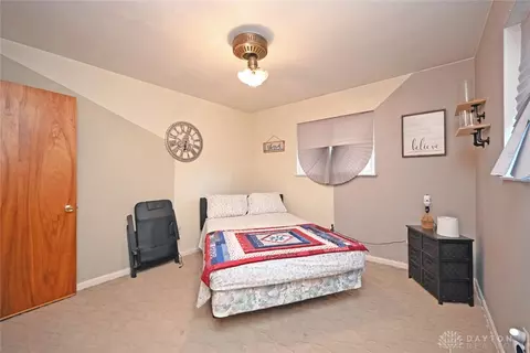 4871 Becker Dr, Dayton, OH 45417 photo 33