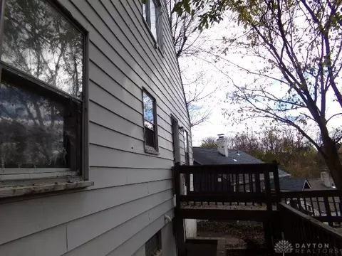 1847 Ashbrook Dr, Cincinnati, OH 45238 photo 5