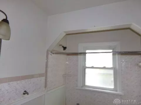 1847 Ashbrook Dr, Cincinnati, OH 45238 photo 11