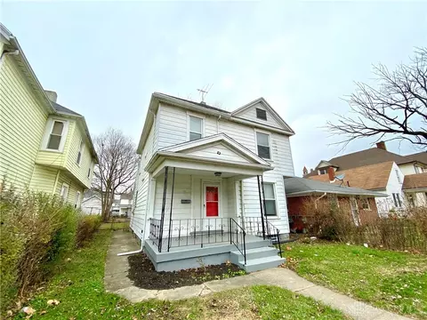 31 Gerlaugh Ave, Dayton, OH 45403