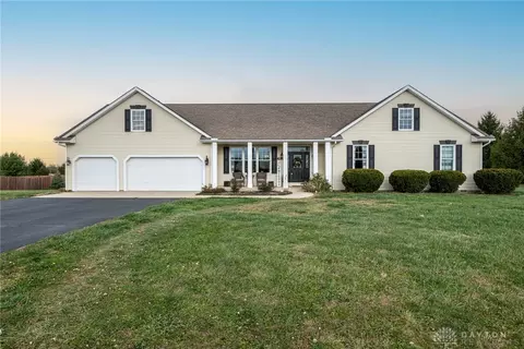 65 Hannah Ct, Wilmington, OH 45177
