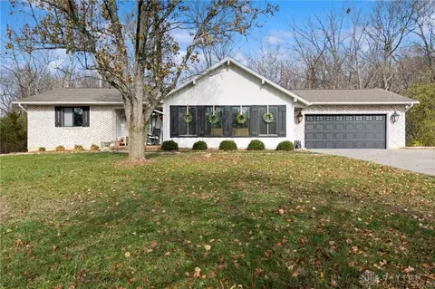 5530 Shepard Rd, Miamisburg, OH 45342