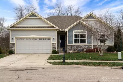4067 Sugar Ridge Blvd, Dayton, OH 45440