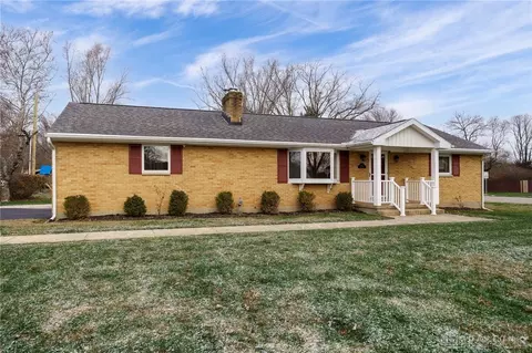 257 Jenny Ln, Washington Township, OH 45459