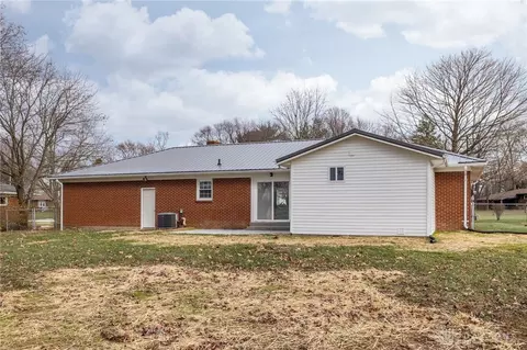 Exterior - 2841 Oxford Dr, Springfield, OH 45506 photo 7 of 7
