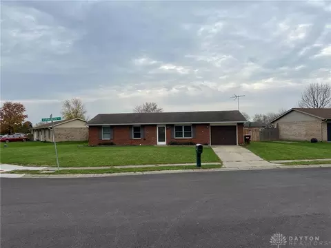 425 Evergreen Dr, Eaton, OH 45320