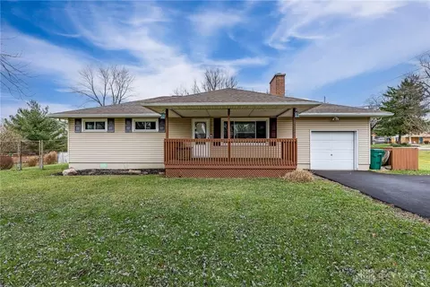 2840 Lantz Rd, Beavercreek, OH 45434