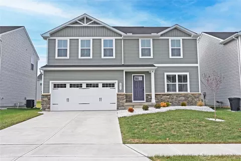 5977 Warm Springs Dr, Middletown, OH 45042