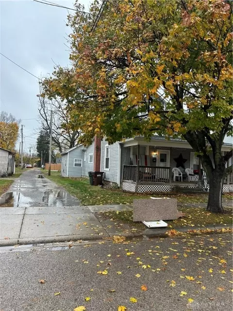 204 W Madison St, New Carlisle, OH 45344