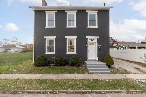 516 Harrison St, Piqua, OH 45356