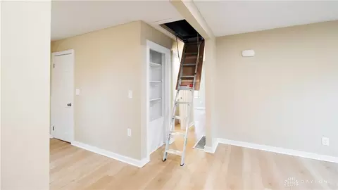 Entry Way - 2663 Merritt St, Springfield, OH 45503 photo 5 of 6