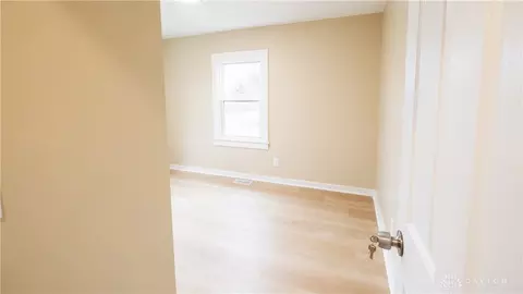 Entry Way - 2663 Merritt St, Springfield, OH 45503 photo 3 of 6