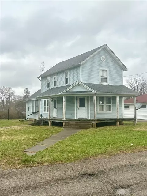 263 Park End Dr, Dayton, OH 45415