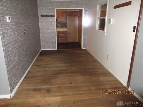 Living - 2720 Allen Dr, Springfield, OH 45505 photo 2 of 2