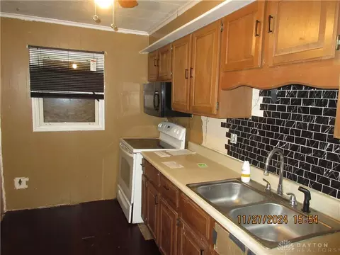 Kitchen - 2720 Allen Dr, Springfield, OH 45505 photo 1 of 2