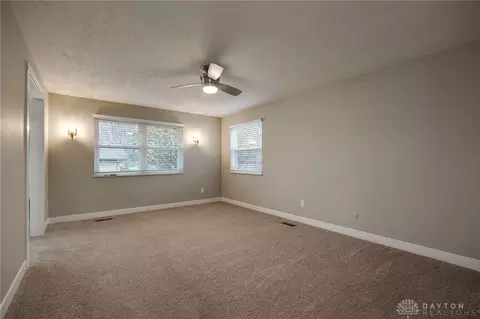 Bedroom - 2309 Pondview Dr, Kettering, OH 45440 photo 5 of 6