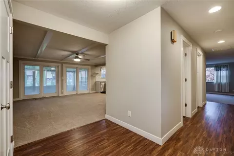 Entry Way - 2309 Pondview Dr, Kettering, OH 45440 photo 2 of 2