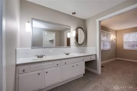 Bath - 2309 Pondview Dr, Kettering, OH 45440 photo 6 of 6