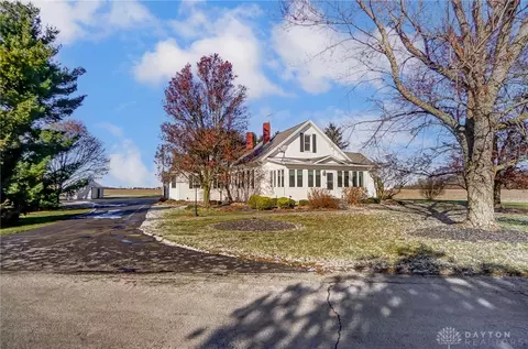 4718 Wolford Rd, Xenia, OH 45385
