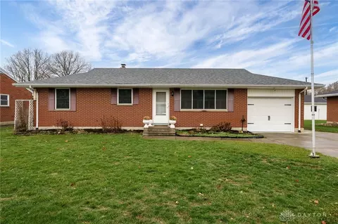 693 Brantly Ave, Dayton, OH 45404