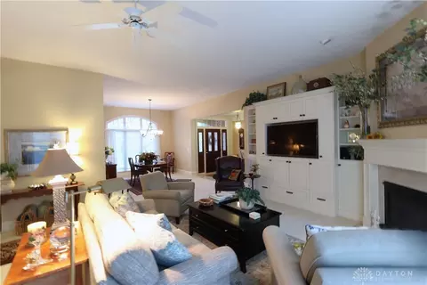 1236 Courtyard Pl, Centerville, OH 45458 photo 8