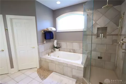 1236 Courtyard Pl, Centerville, OH 45458 photo 24