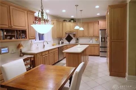 1236 Courtyard Pl, Centerville, OH 45458 photo 18