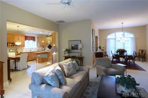1236 Courtyard Pl, Centerville, OH 45458 photo 13