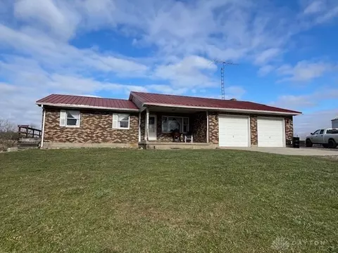 5099 B Rd, New Paris, OH 45347